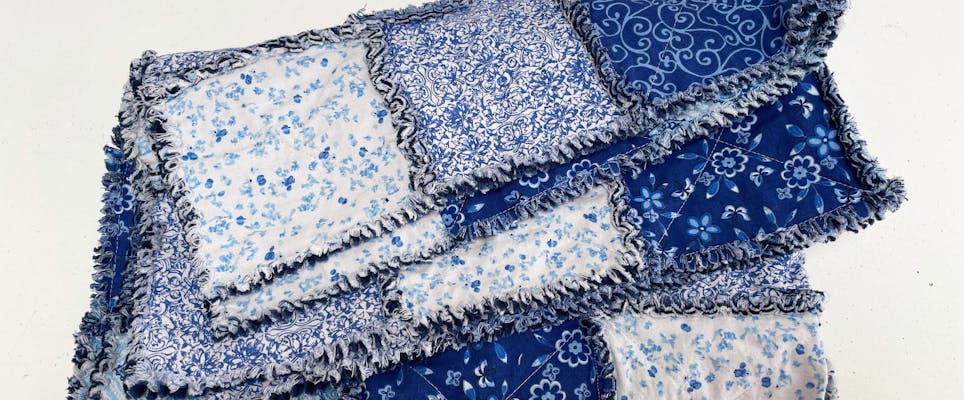 How to make a rag quilt