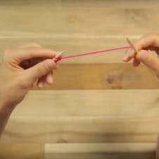 how to cast on - tie a slip knot