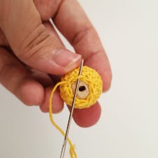 weaving yarn tail