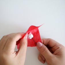 Paper holly berry step 2