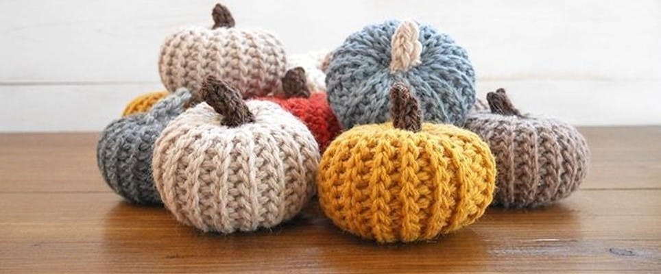 7 crocheted home decor patterns to fall for this autumn