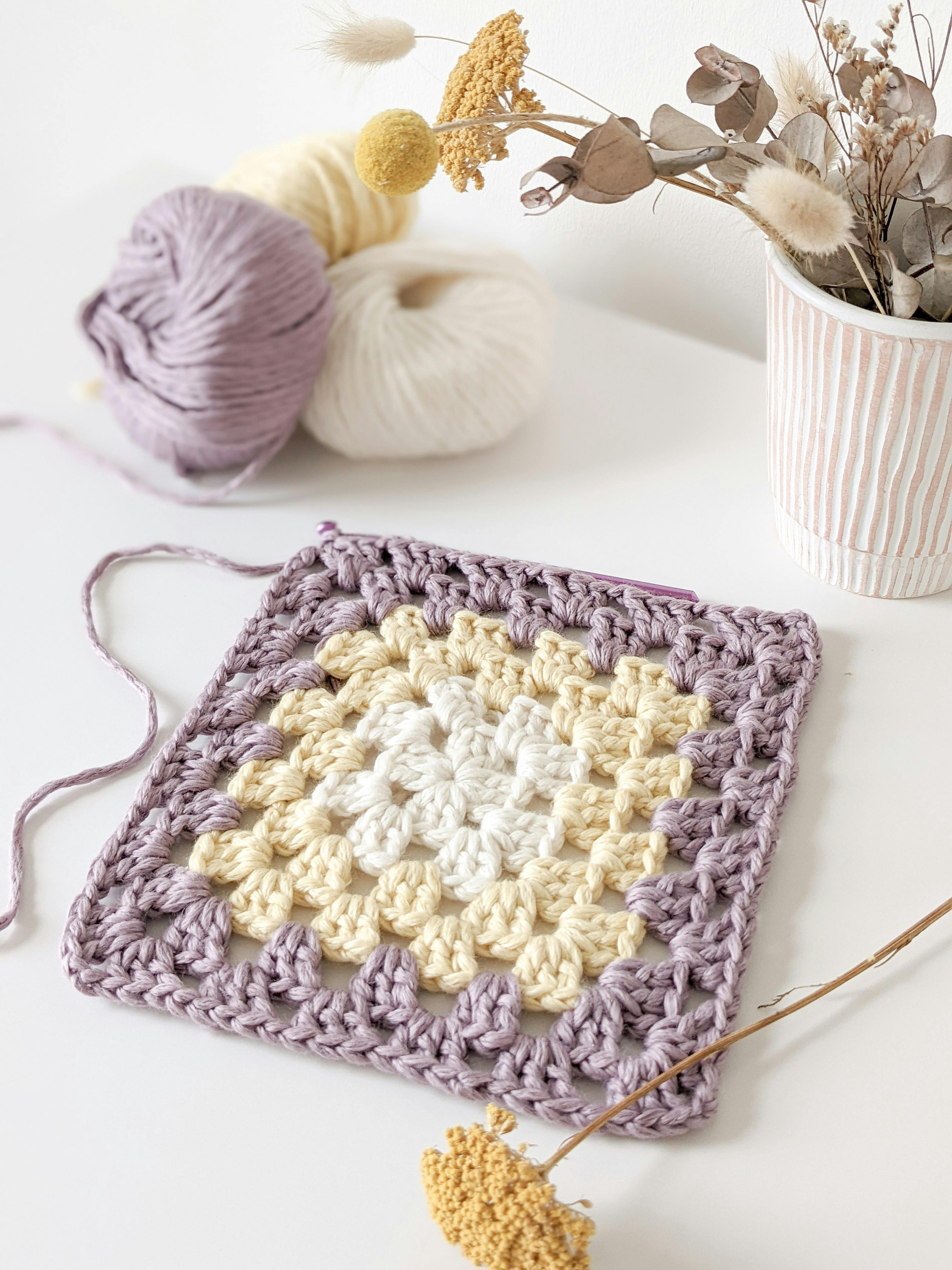 How to Crochet a Scarf for Beginners (10 Steps) LoveCrafts