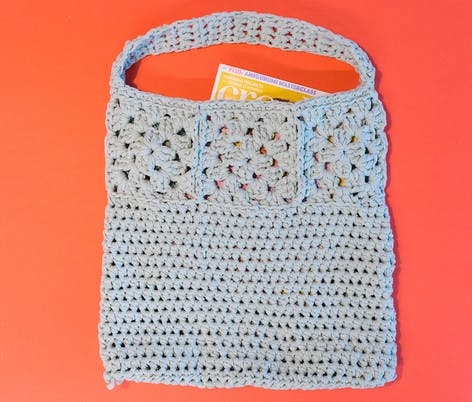 How to crochet an easy market tote bag in Hoooked Ribbon XL | LoveCrafts