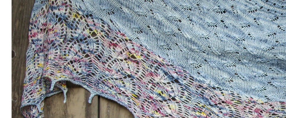 Favourite FREE shawl patterns to knit and crochet