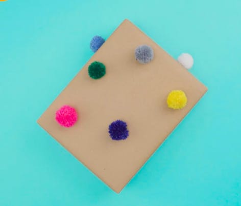 Christmas gift pom pom idea