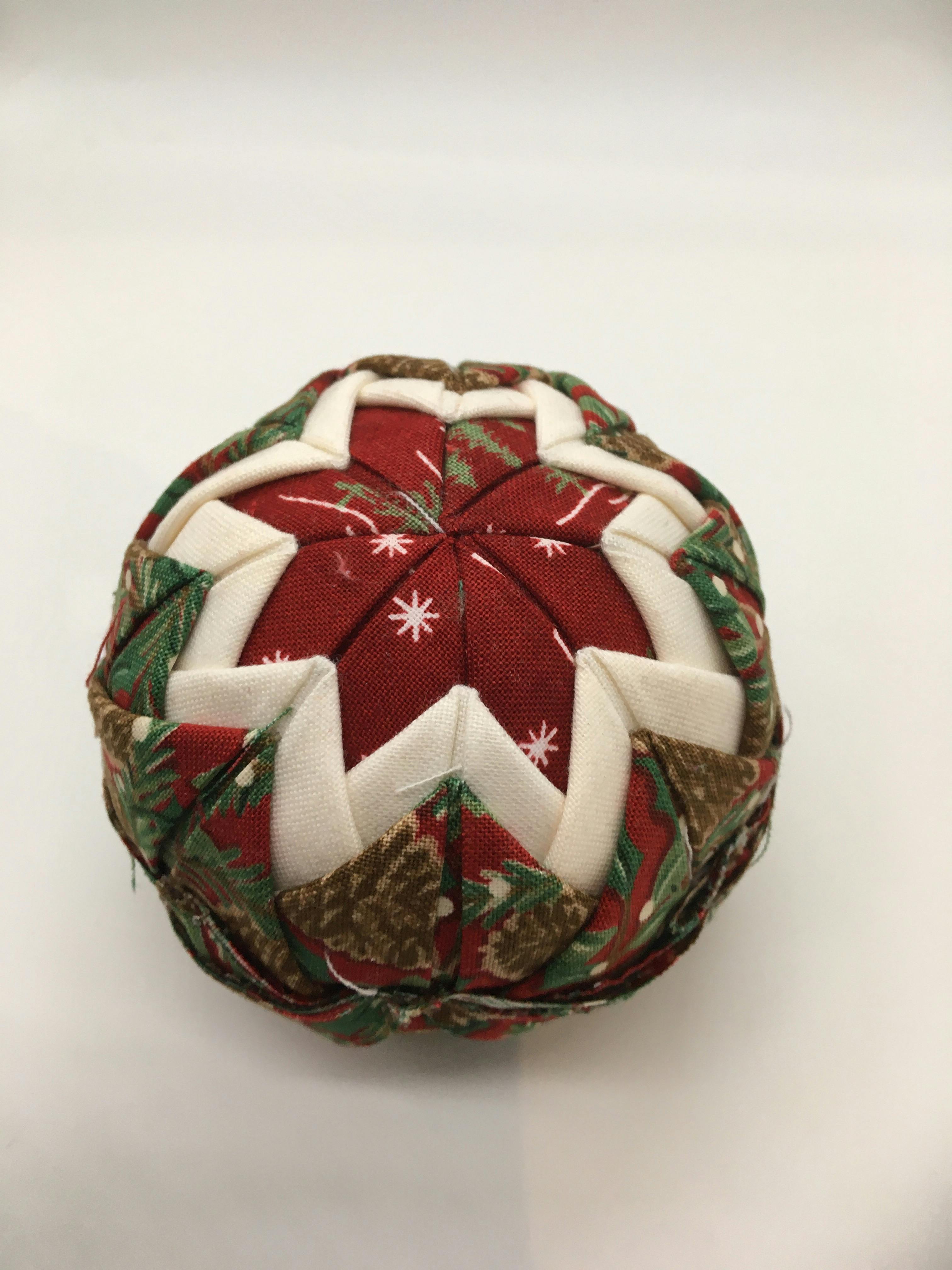 Quilted Christmas ball ornament free tutorial! LoveCrafts