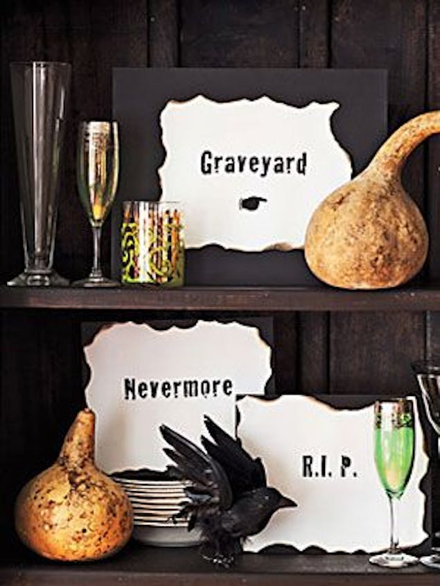 Simple scary signs