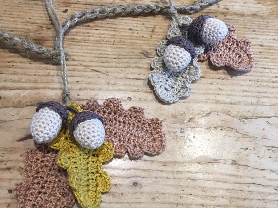 Crochet with Kate: a garland for autumn