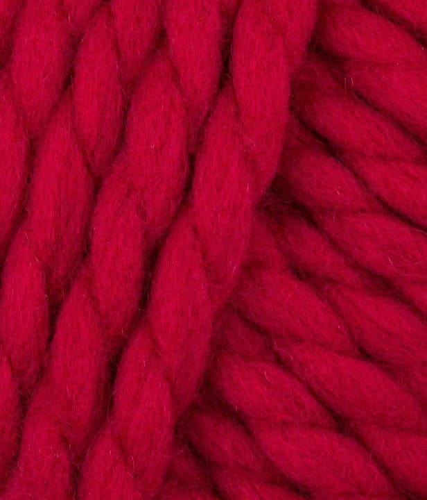 MillaMia Naturally Soft Super Chunky in Lingonberry