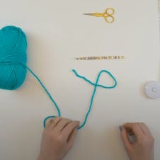 Slip knot step 2