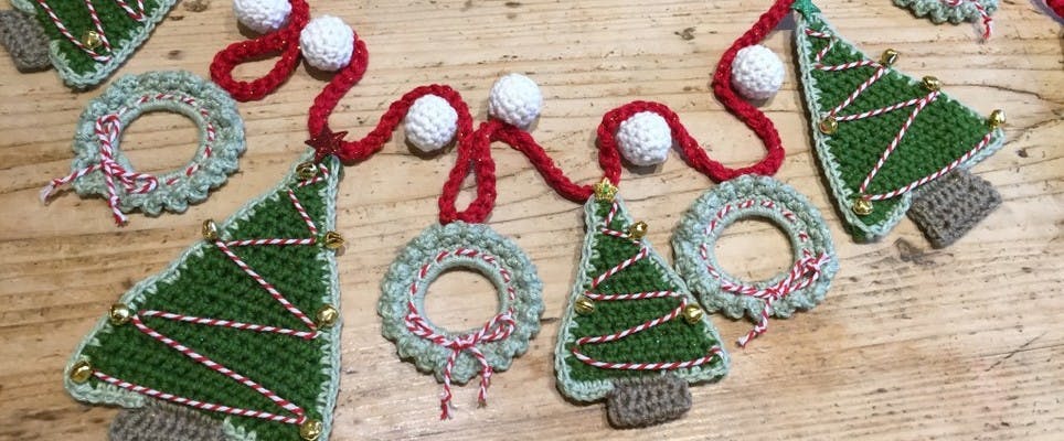 Crochet with Kate: Christmas Garland