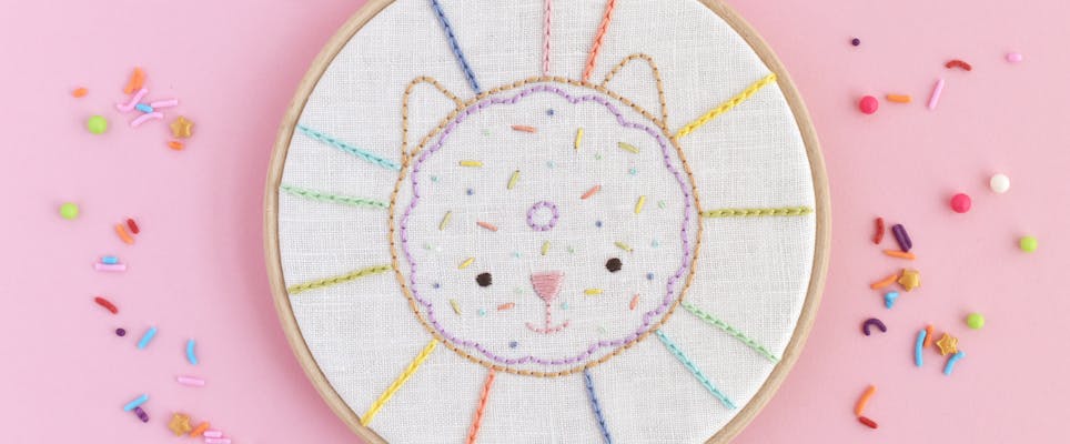 Stitch the sweetest kitten - free tutorial!