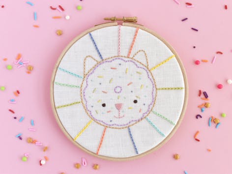 Stitch the sweetest kitten - free tutorial! 