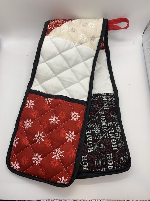 christmas oven gloves