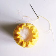 Polka Dot Pineapple: Tutorial--A Handy Dandy Pincushion
