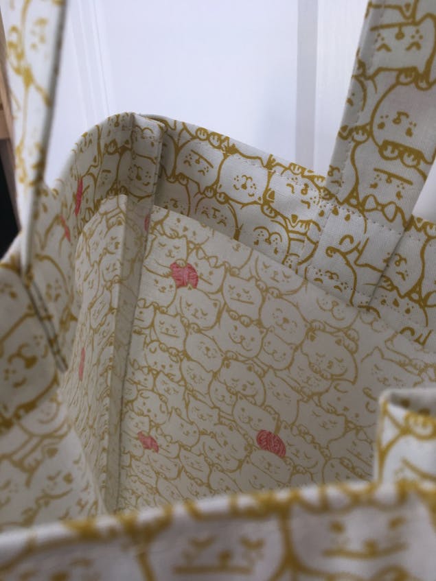 Finish your own DIY tote bag!
