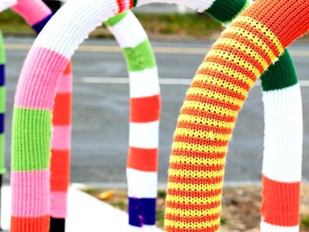 12 yarntastic yarn bombs from around the world