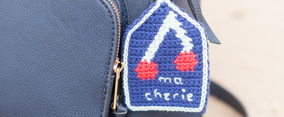 Learn crochet intarsia! Ma Chérie Keyring by The Almond Snug