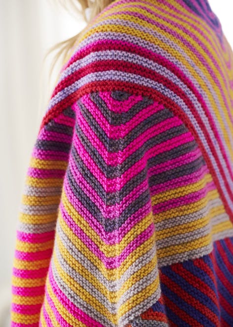 15 Free Crochet Patterns in Lion Brand Vanna's Glamour Yarn