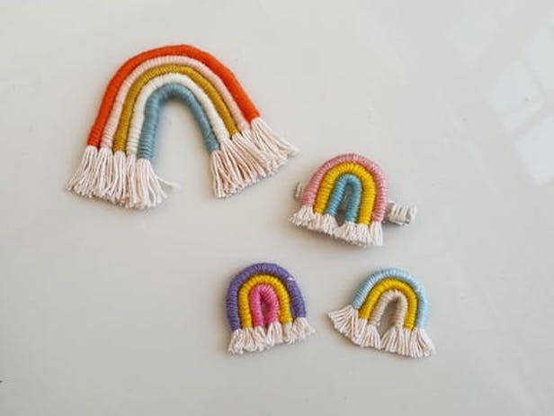 How to make a magical macramé rainbow