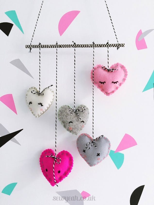 DIY heart mobile