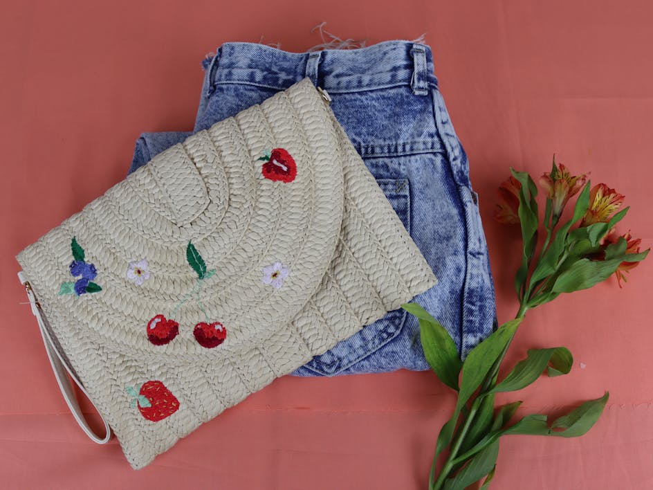 Stitch a summer berries bag - free tutorial!