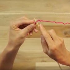 how to basic cast on - insert needle through the slip knot