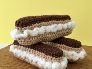 Chocolate Eclair