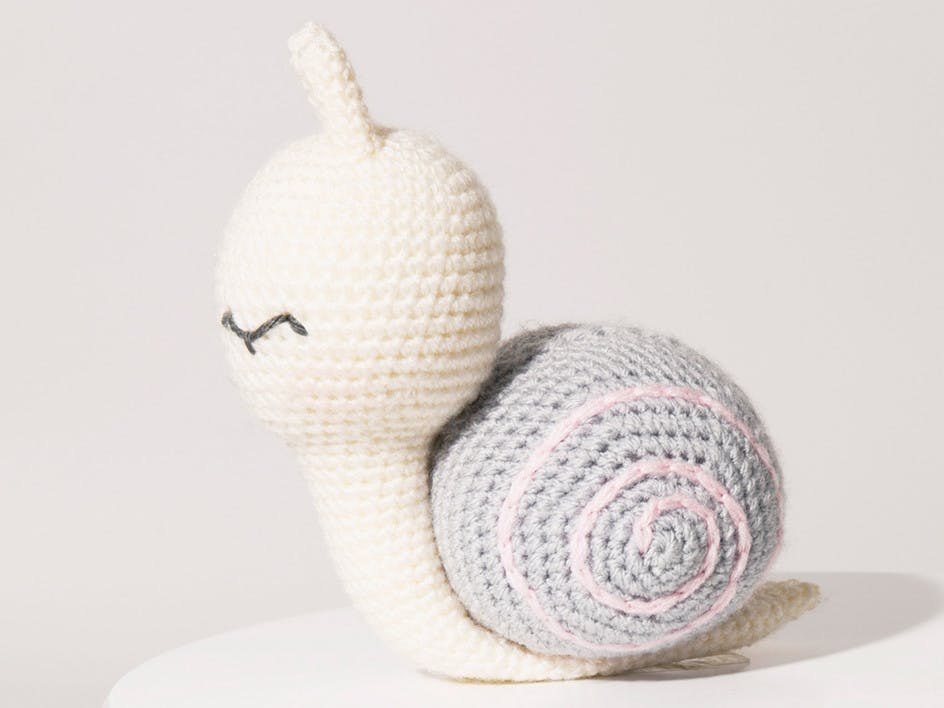 How to crochet a snail in 10 minutes!