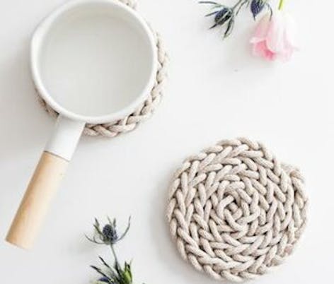 finger knit coaster