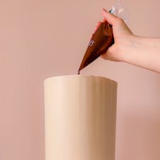 step Method one: piping bag