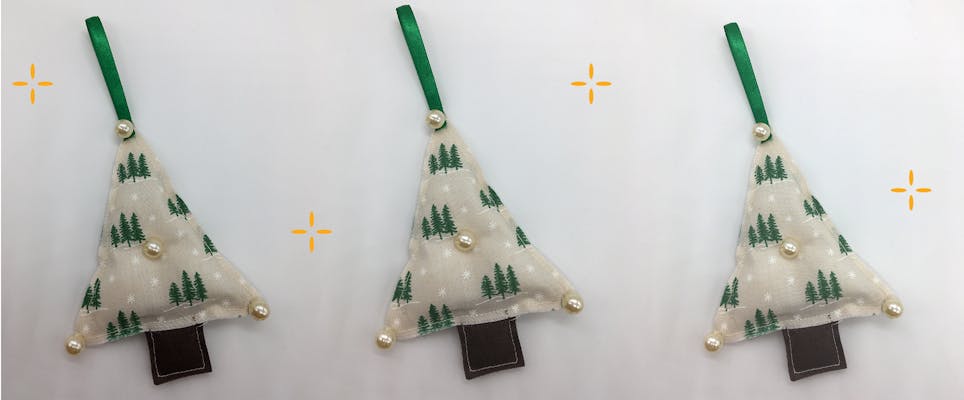 Cute and quick quilted Christmas tree tutorial!