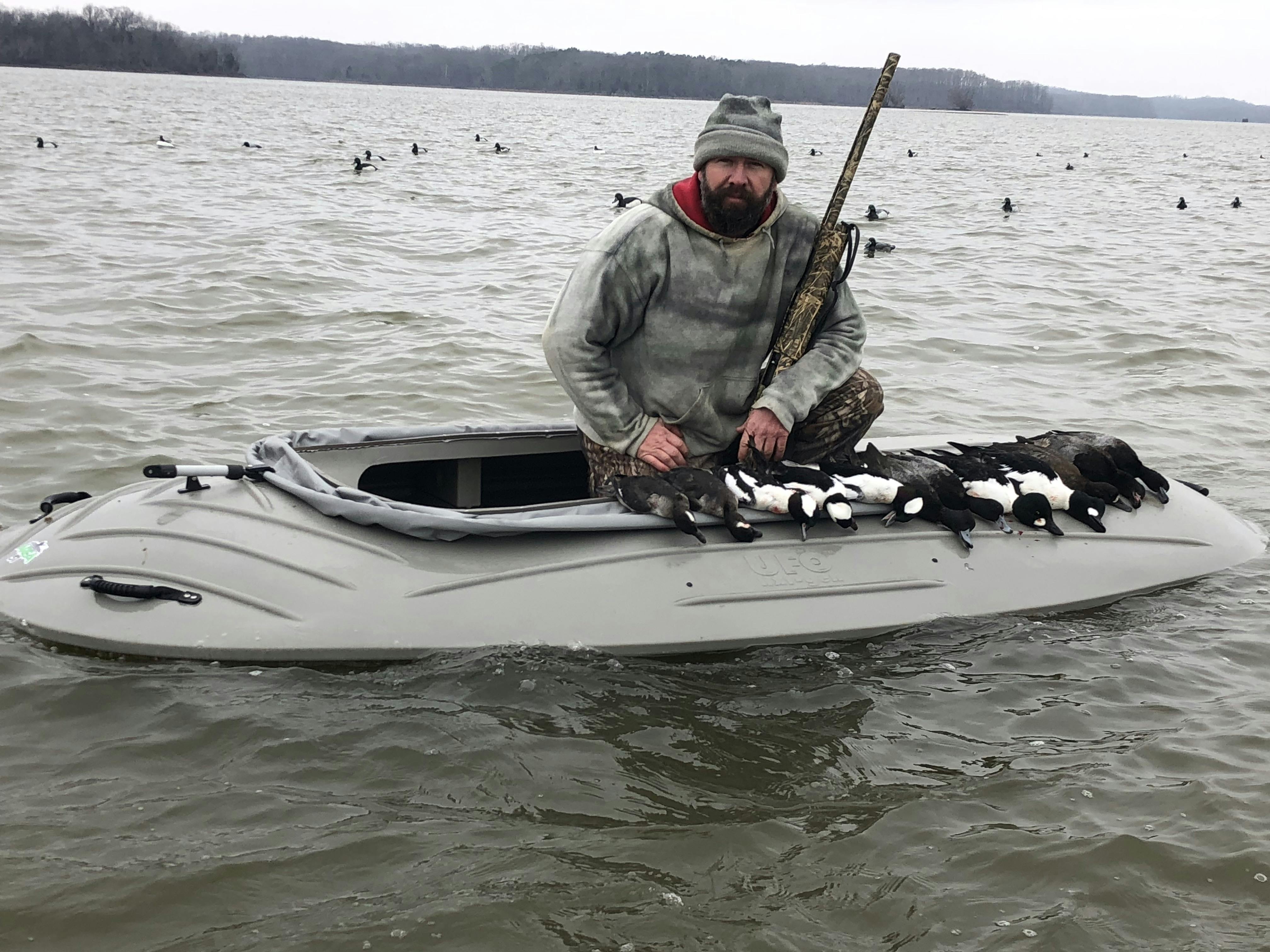 Duck Hunting guide on Kentucky Lake with Loveless Outdoor Adventures