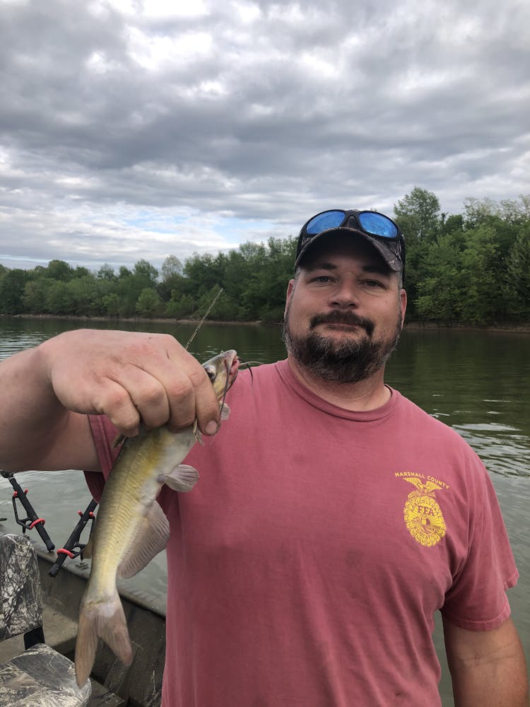 Catfish Guide on Kentucky Lake - Loveless Outdoor Adventures