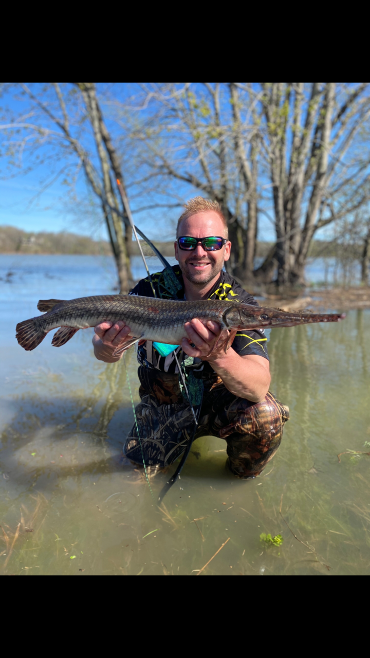 Bowfishing Guide on Kentucky Lake - Loveless Outdoor Adventures