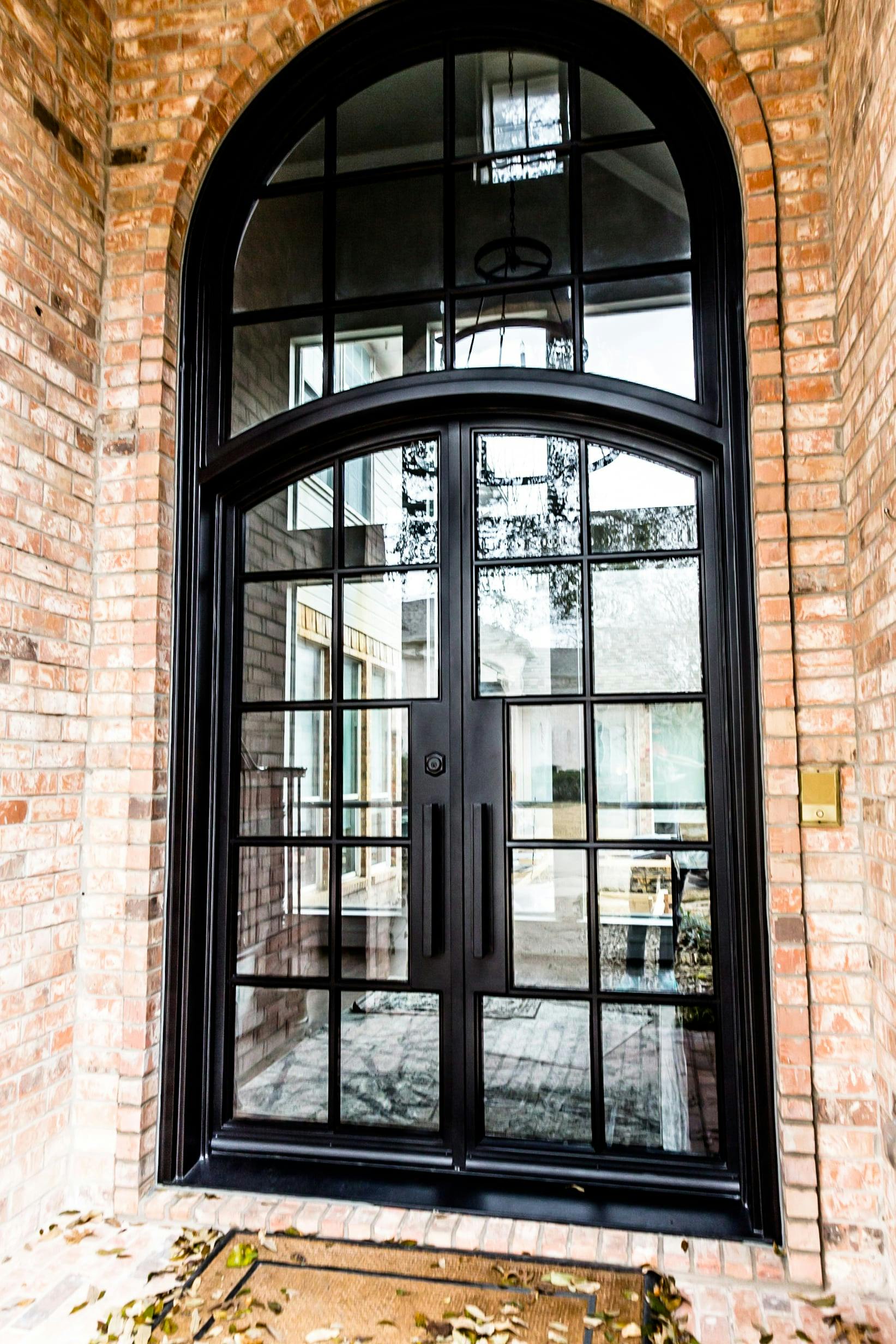 Iron door with bold lines and stunning geometric patterns for a striking entrance