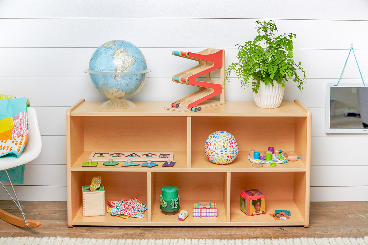 Week 66 Rotating toys the Montessori way = better, deeper play Lovevery