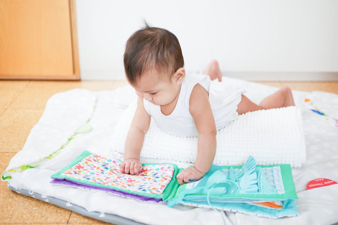 Week 36 Helping your baby crawl...and why it's important to keep him