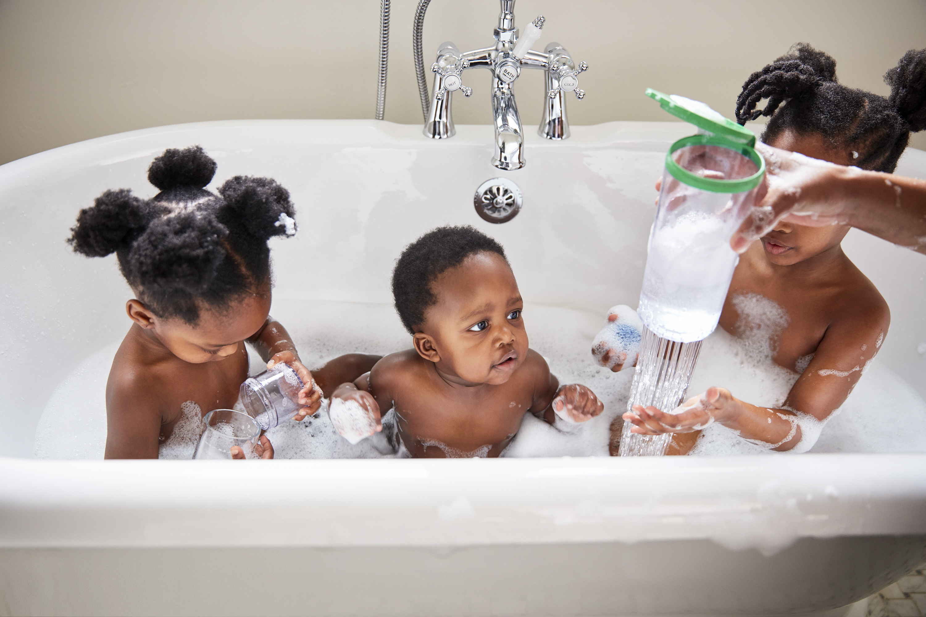 Make the most of bath time Lovevery