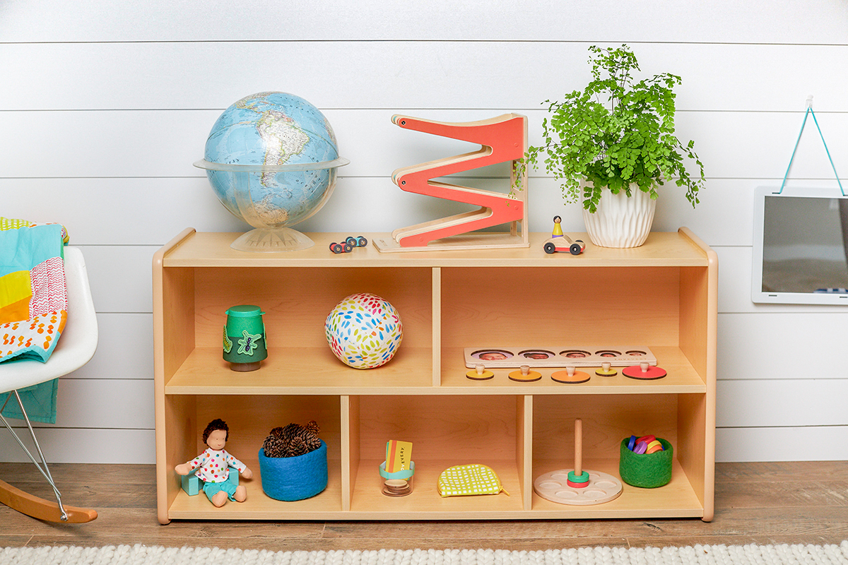 Week 66 Rotating toys the Montessori way = better, deeper play Lovevery