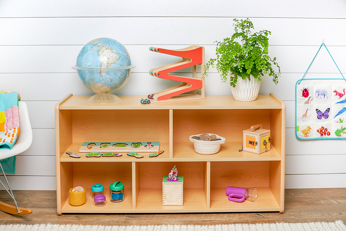 Week 66 Rotating toys the Montessori way = better, deeper play Lovevery