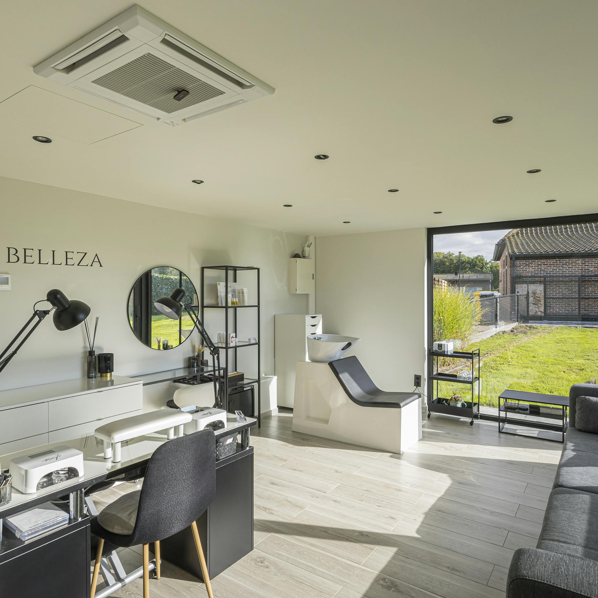 LSB blokhutten-bijgebouw nagelstyliste