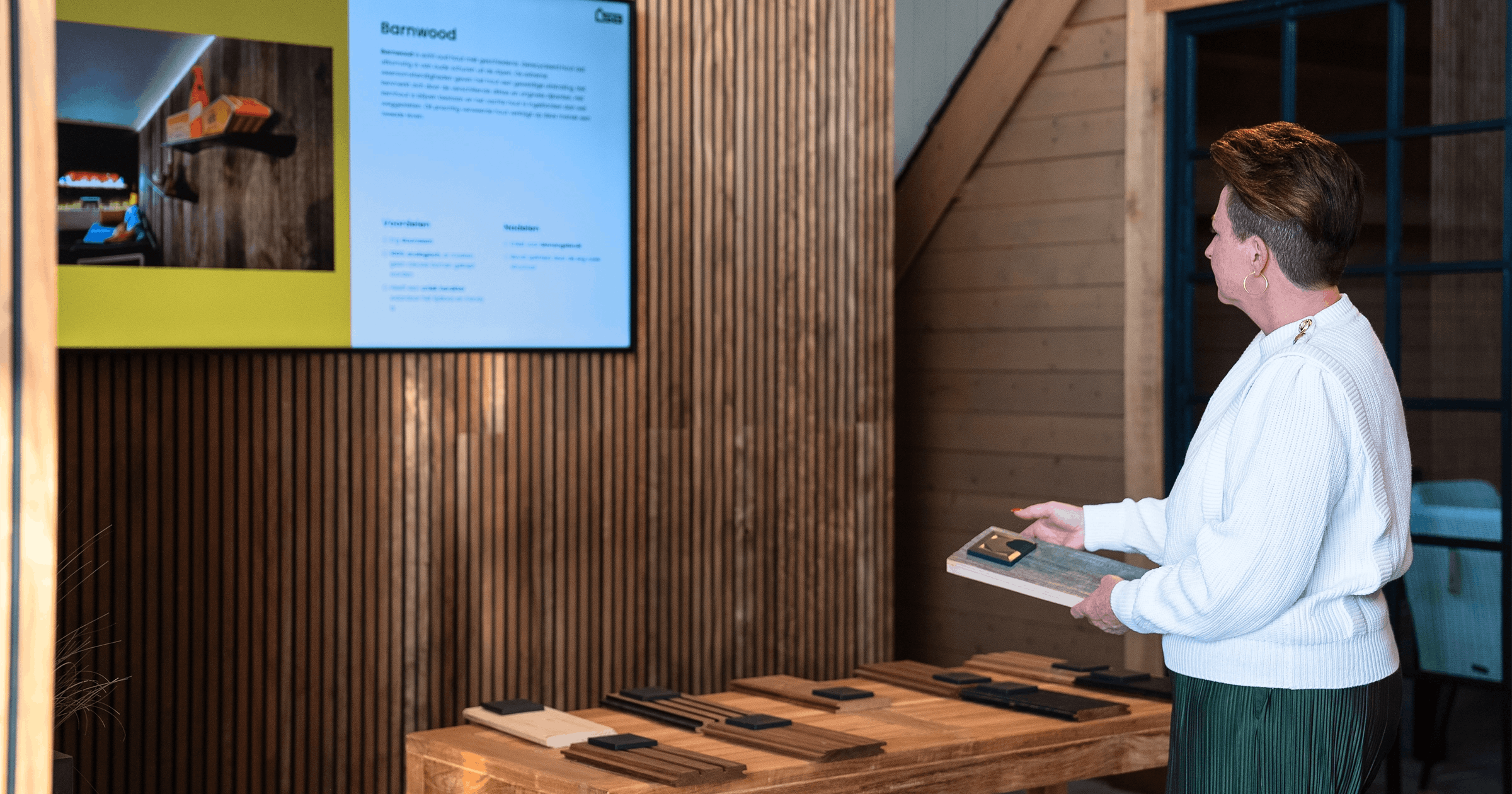 Click & Learn systeem van soorten hout bij LSB Blokhutten
