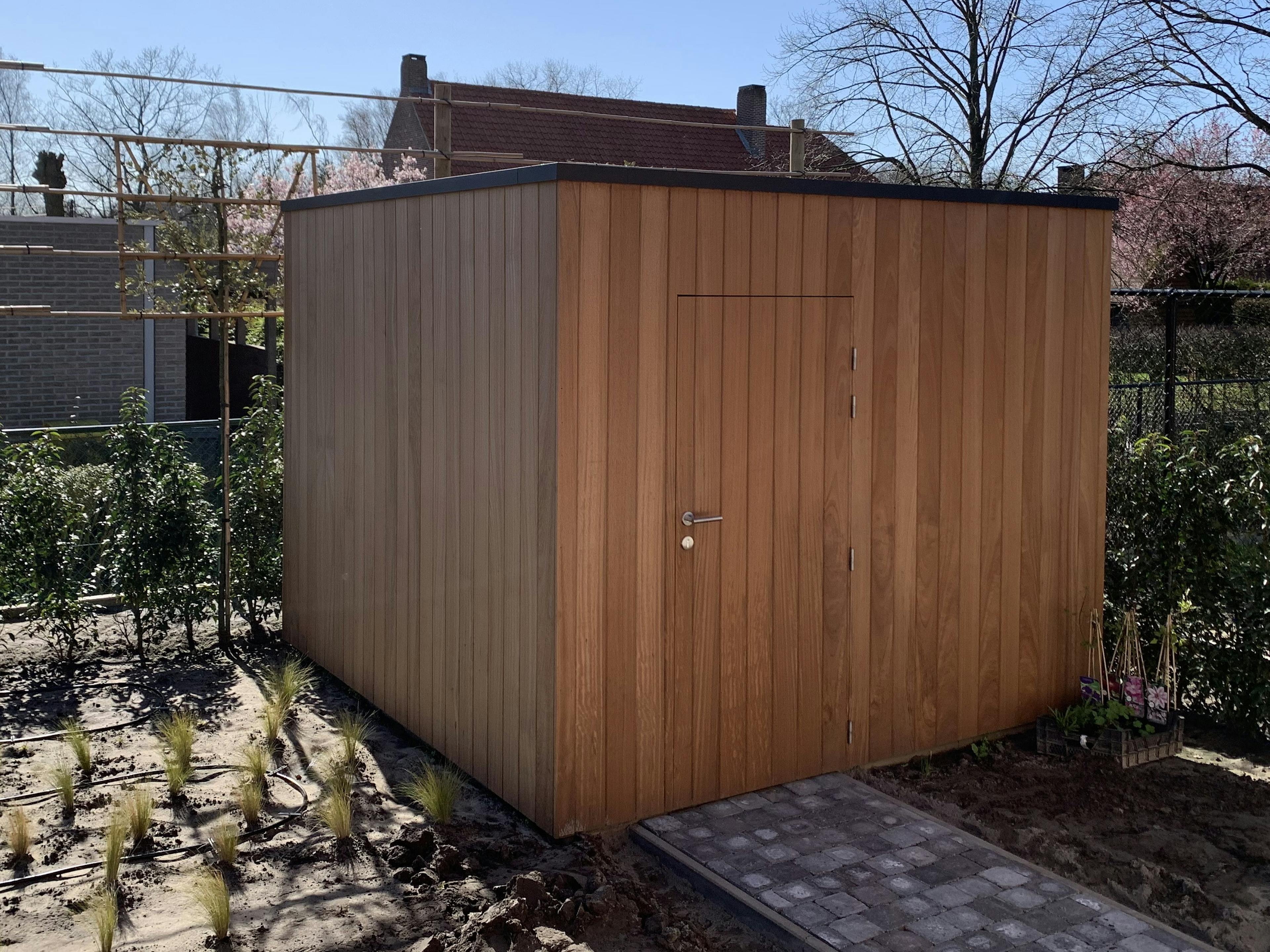 box hardhout strak verticaal tuinberging Oud-Turnhout