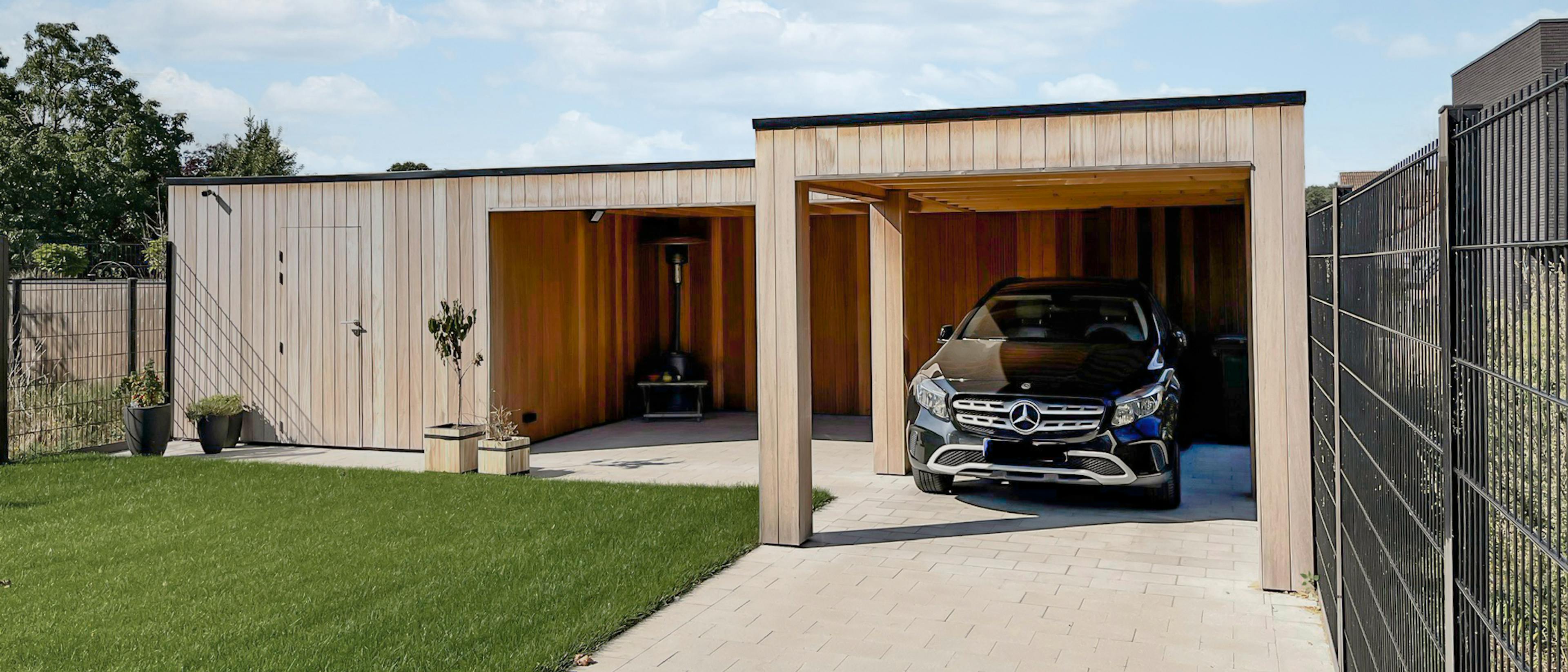 carport modern met tuinhuis en afdak hardhout