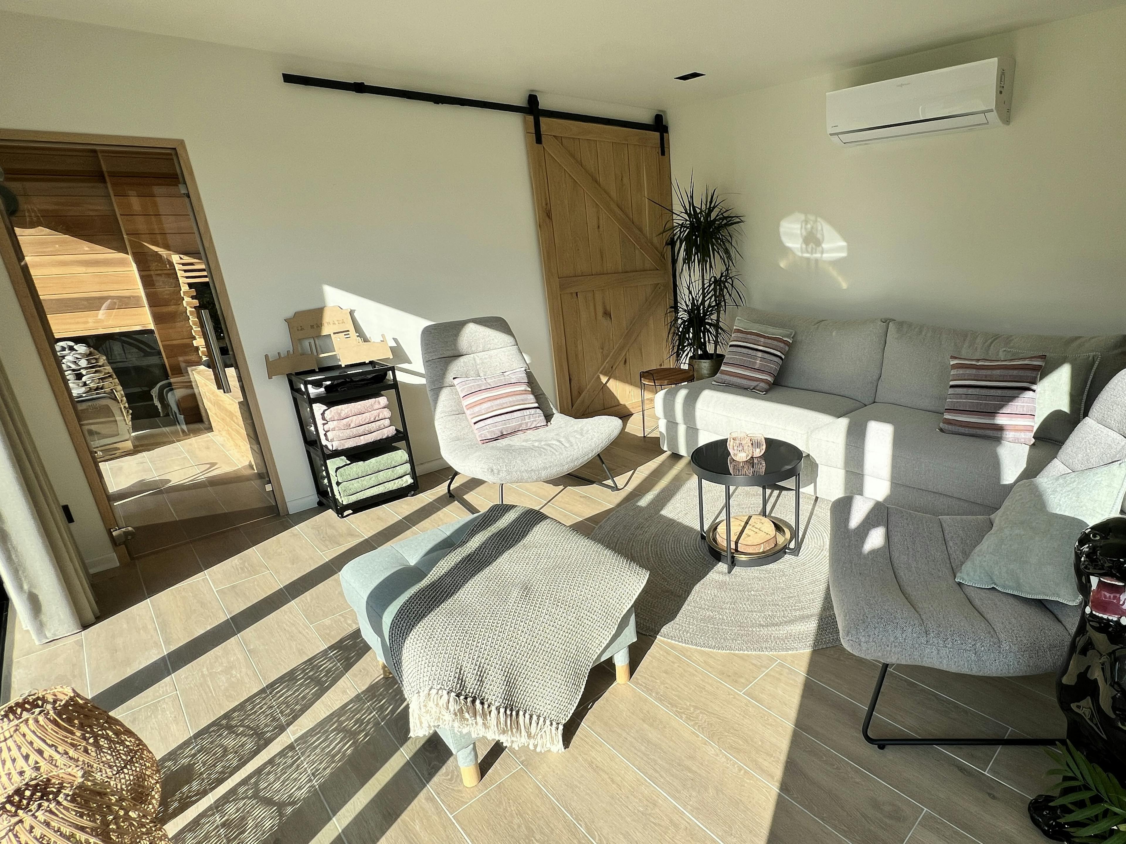 sauna in poolhouse Mol