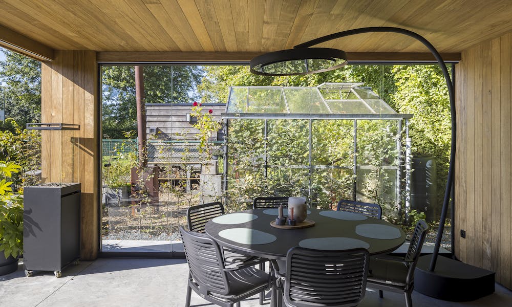 Gezellig terras in duurzaam hout Retie