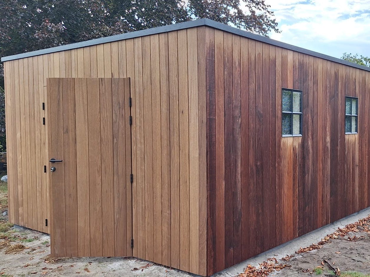 tuinberging met ramen plat dak Pelt