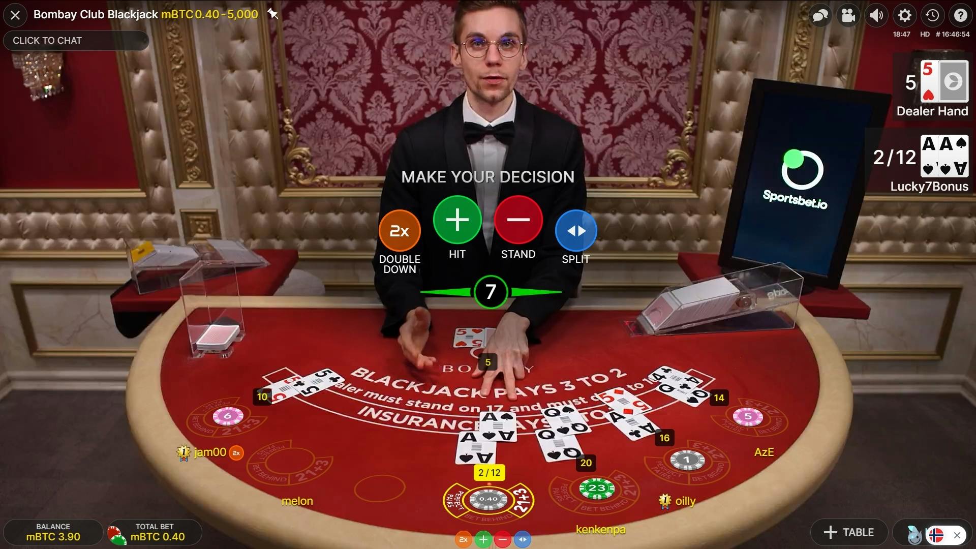 In this example, Lucky7Bonus gets a double As. He can stay but also split.