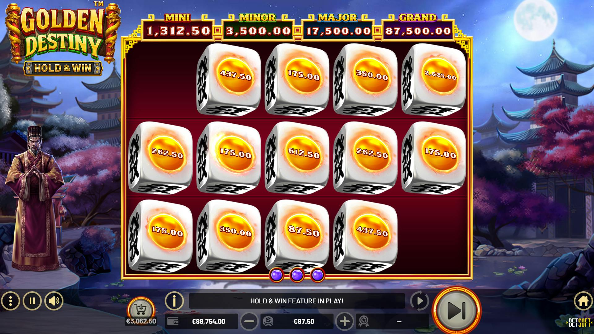 Betsoft Golden Destiny Hold & Win diceslot spel